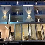 ホテル Vienna Rivazzurra