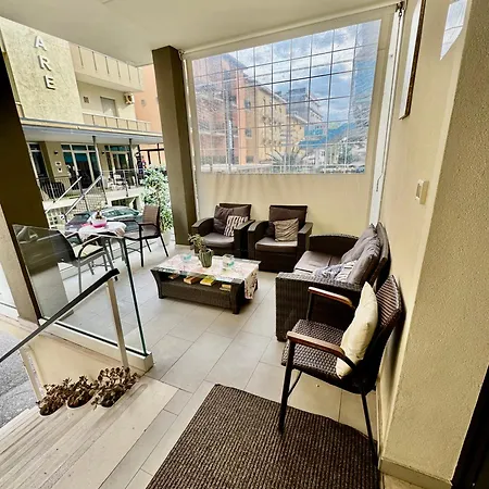 Vienna Rivazzurra Otel